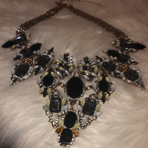 Necklace - Picture 1 of 3